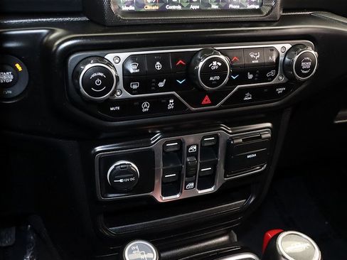 Used 2021 Jeep Gladiator Overland w/ Popular Equipment Package image 22