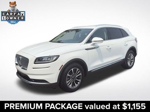 Used 2023 Lincoln Nautilus AWD w/ Premium Package image 3