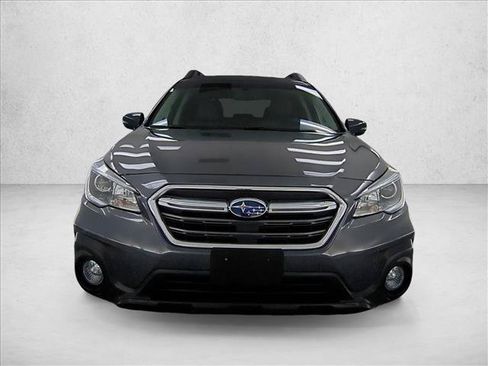 Used 2018 Subaru Outback 2.5i Limited w/ Popular Package #2 AWD/4WD image 2