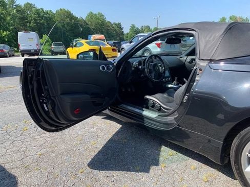 Used 2008 Nissan 350Z Touring RWD image 16