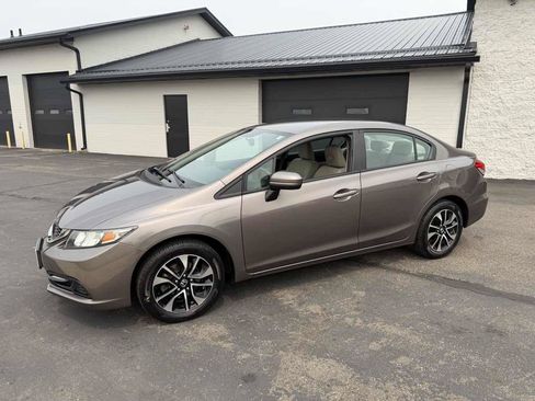 Used 2014 Honda Civic LX image 2