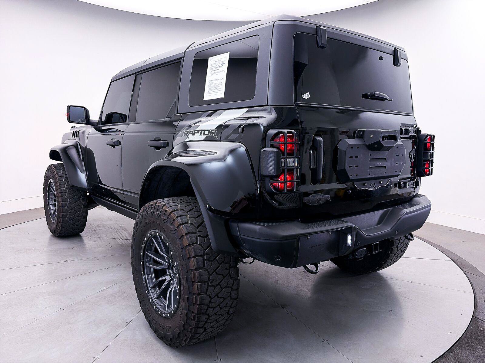 Used 2024 Ford Bronco Raptor w/ Interior Carbon Fiber Pack 6 AWD/4WD image 18