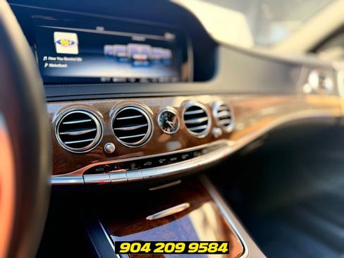 Used 2017 Mercedes-Benz S 550 Sedan image 27