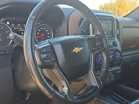 Used 2021 Chevrolet Silverado 3500 High Country w/ Technology Package image 15