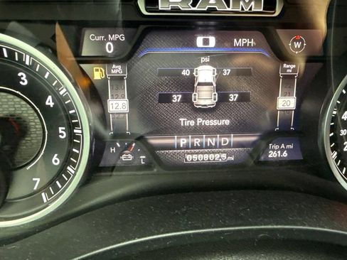 Used 2021 RAM 1500 Laramie AWD/4WD image 13