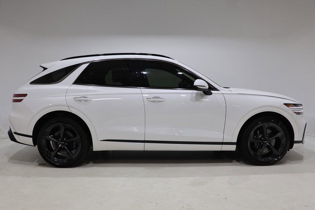 Used 2026 Genesis GV70 3.5T Sport Prestige AWD/4WD image 8
