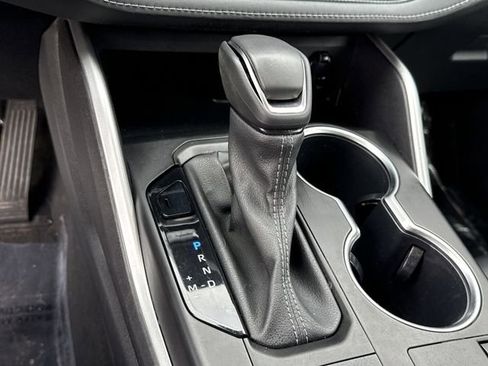 Used 2023 Toyota Highlander XLE image 37