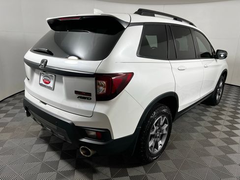 Used 2022 Honda Passport TrailSport image 5