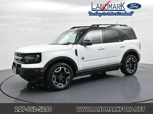 Certified 2022 Ford Bronco Sport Outer Banks w/ Tech Package AWD/4WD image 1