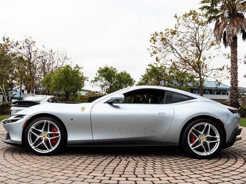 Certified 2023 Ferrari Roma RWD image 9