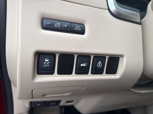 Used 2015 Nissan Murano Platinum w/ Platinum Technology Package image 16