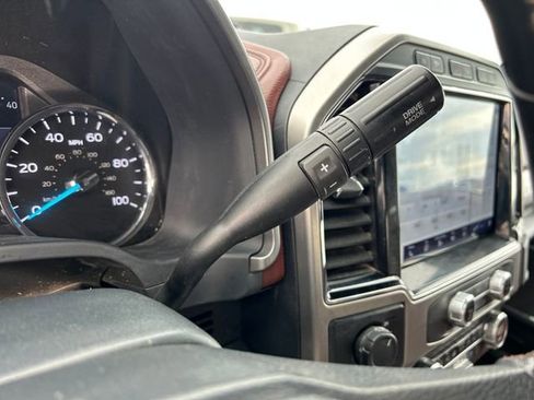 Used 2022 Ford F450 Platinum w/ FX4 Off-Road Package image 17