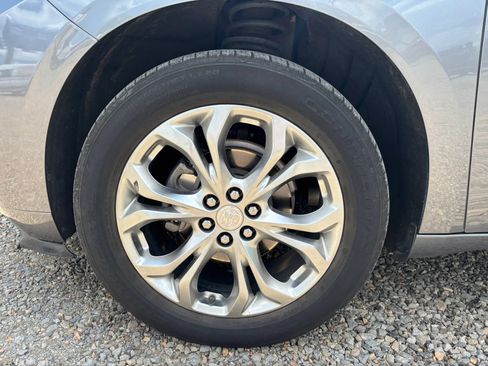Used 2020 Buick Enclave Avenir w/ Avenir Technology Package FWD image 24