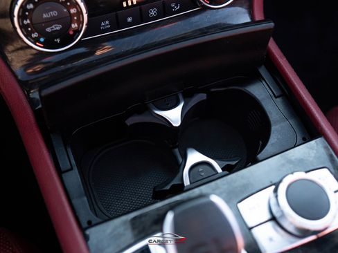 Used 2013 Mercedes-Benz SL 550 image 28