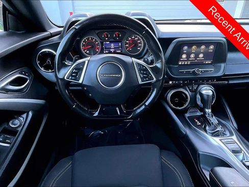 Used 2019 Chevrolet Camaro LT w/ LPO, Camaro Logo Package RWD image 8