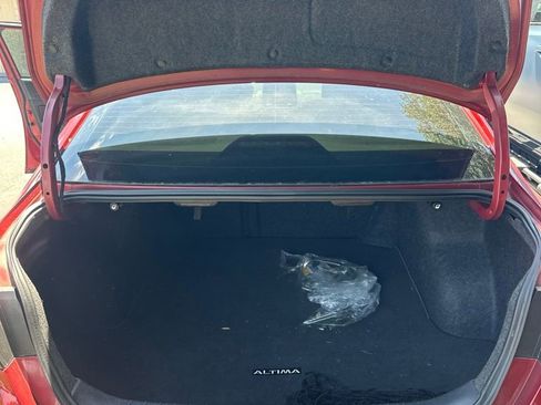 Used 2020 Nissan Altima 2.5 SR FWD image 17
