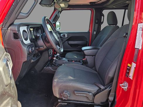 Used 2025 Jeep Wrangler Unlimited Sport AWD/4WD image 20