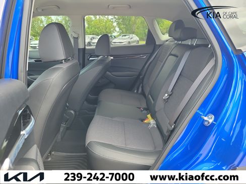New 2026 Kia Seltos S FWD image 11