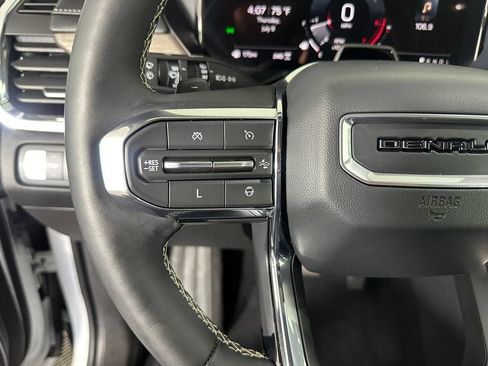 Used 2024 GMC Acadia Denali w/ Super Cruise Package AWD/4WD image 13