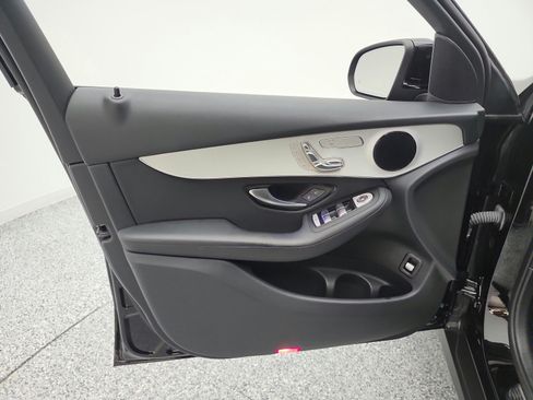 Used 2022 Mercedes-Benz GLC 300 image 14