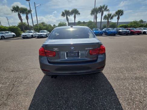 Used 2016 BMW 328i xDrive Sedan AWD/4WD image 7