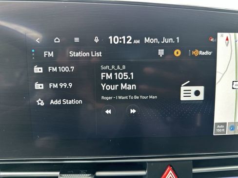 Used 2025 Hyundai Elantra SEL FWD image 25