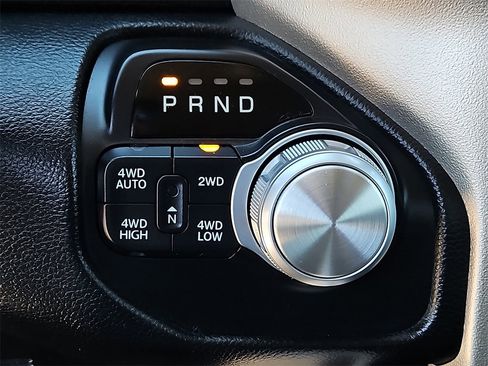 Certified 2019 RAM 1500 Laramie image 27