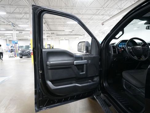 Used 2019 Ford F150 XLT w/ Equipment Group 302A Luxury AWD/4WD image 27