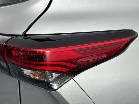 Used 2022 Toyota Highlander Platinum image 33