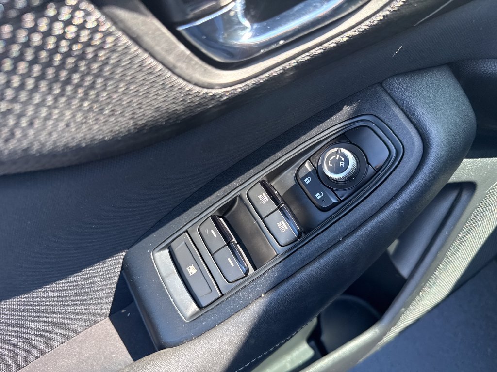 Used 2020 Subaru Outback Premium AWD/4WD image 10