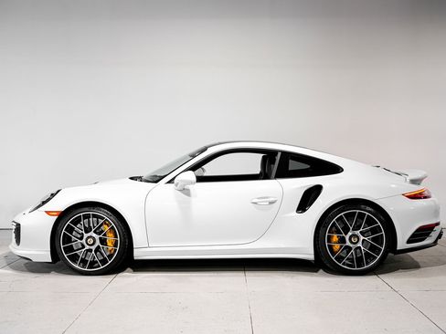 Used 2018 Porsche 911 Turbo S AWD/4WD image 7