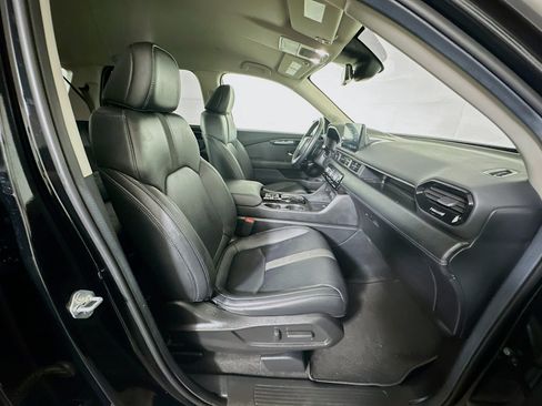 Used 2025 Honda Pilot EX-L image 34