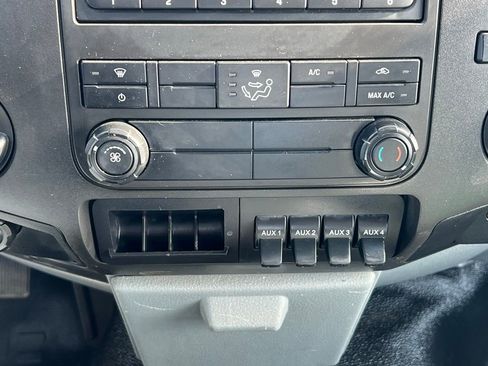 Used 2012 Ford F450 XL w/ XL Value Pkg image 26