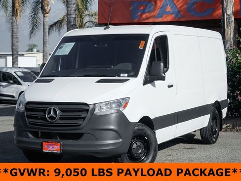 Used 2024 Mercedes-Benz Sprinter 144 Cargo image 4