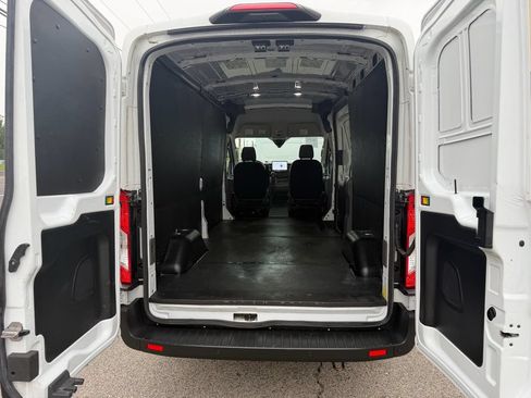 Used 2026 Ford Transit 250 148 Medium Roof RWD image 35