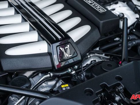 Used 2019 Rolls-Royce Wraith RWD image 92