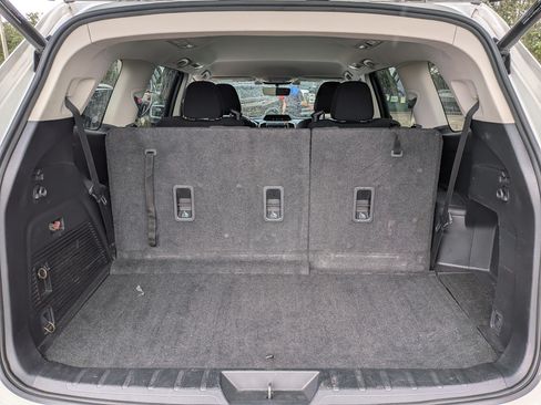 Used 2019 Subaru Ascent Premium AWD/4WD image 13