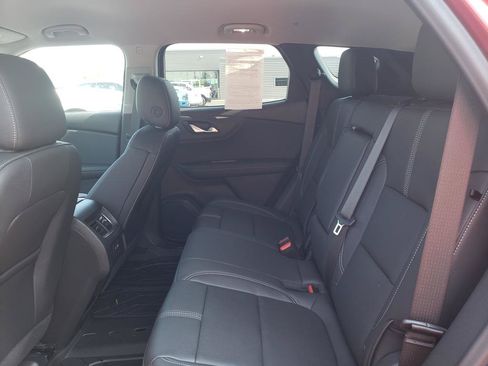 Used 2025 Chevrolet Blazer LT w/ LPO, Floor Liner Package FWD image 13