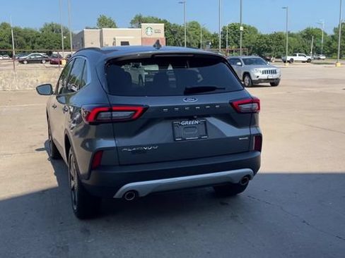 Used 2024 Ford Escape Platinum AWD/4WD image 7