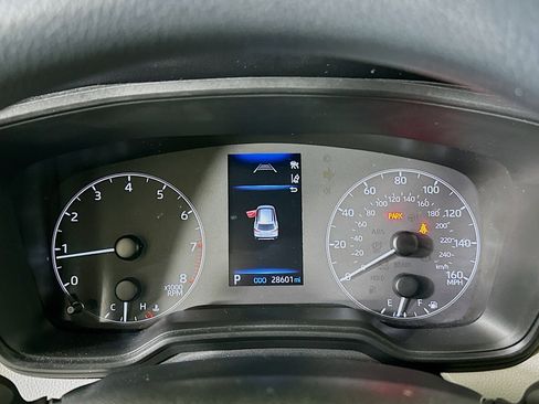 Used 2023 Toyota Corolla Cross L image 19