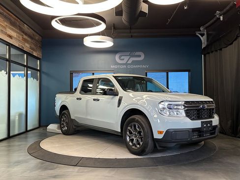 Used 2024 Ford Maverick XLT w/ XLT Luxury Package AWD/4WD image 1