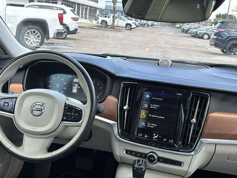 Used 2017 Volvo S90 T6 Inscription w/ Vision Package AWD/4WD image 23