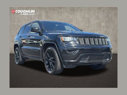 Used 2018 Jeep Grand Cherokee Altitude