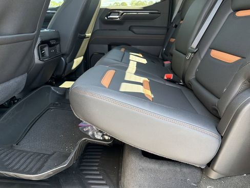 New 2026 GMC Sierra 1500 AT4 w/ Technology Package AWD/4WD image 19