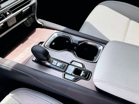 Used 2024 Lexus RX 350 Premium image 16