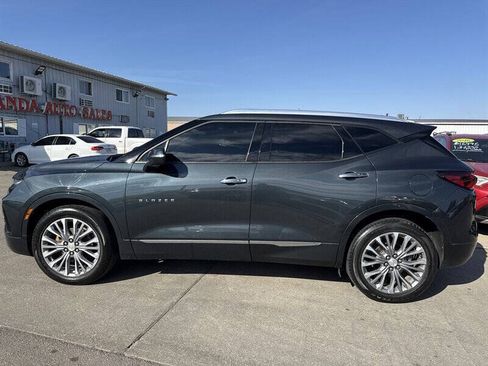 Used 2019 Chevrolet Blazer Premier w/ Driver Confidence II Package AWD/4WD image 3