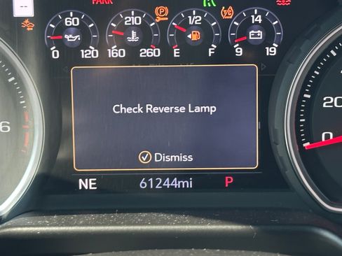 Used 2021 Chevrolet Tahoe High Country w/ Premium Package RWD image 2