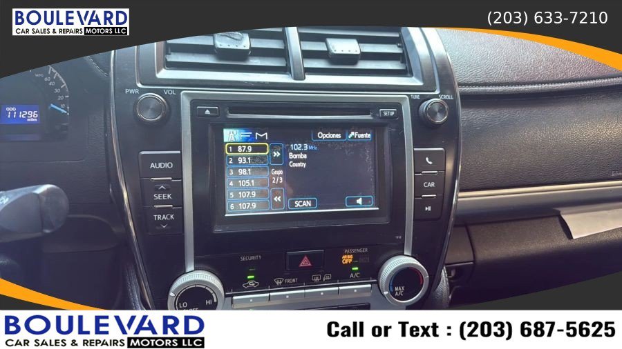 Used 2012 Toyota Camry SE FWD image 10