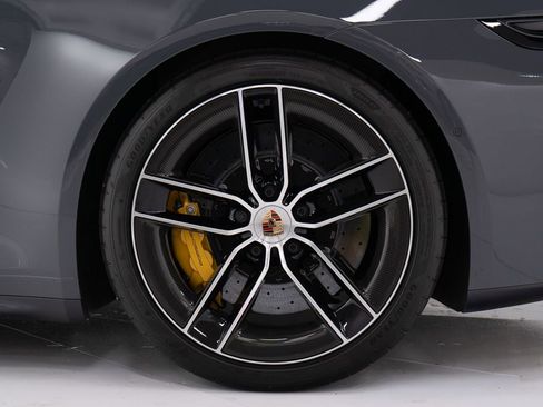 Used 2025 Porsche 911 Targa 4 GTS AWD/4WD image 46