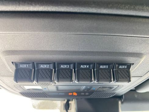 New 2025 Ford Bronco Raptor image 31